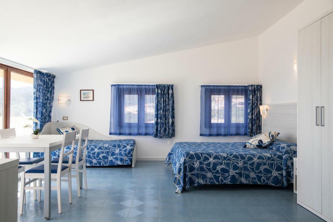 Hotel La Playa كالا غونوني المظهر الخارجي الصورة